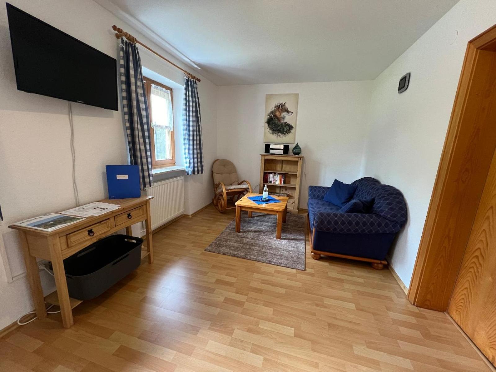 Jansen Apartment *